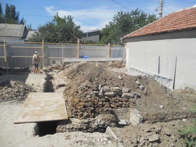 Каркасное строительство гаража с комнатами отдыха в г.Феодосия фото со стройки дома